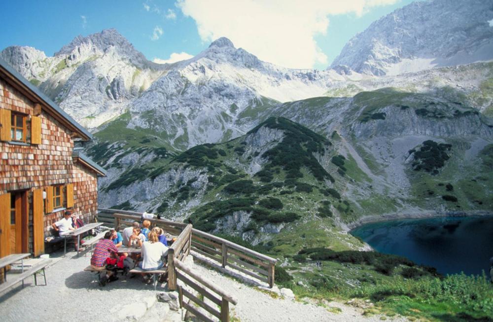 Ferienanlage Hechenbergerhof Bichlbach Exteriör bild